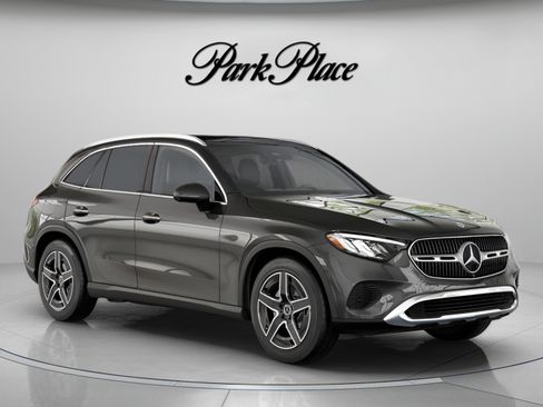 Certified 2026 Mercedes-Benz GLC 300 4MATIC image 32