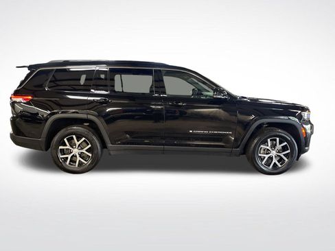 Used 2025 Jeep Grand Cherokee L Limited w/ Trailer Tow Package AWD/4WD image 7
