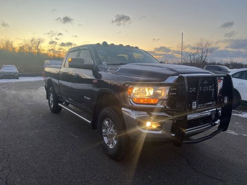 Used 2022 RAM 2500 Big Horn w/ Level C Equiment Group image 1