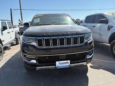 Used 2022 Jeep Wagoneer Series II RWD image 8