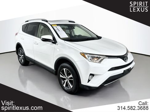 Used 2018 Toyota RAV4 XLE FWD image 1