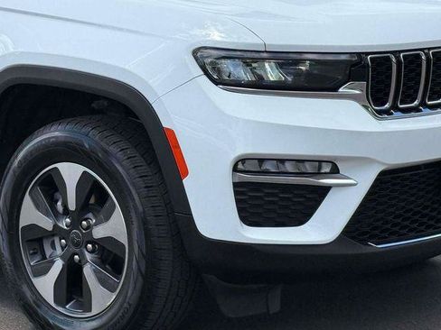 Certified 2024 Jeep Grand Cherokee Limited 4xe AWD/4WD image 10