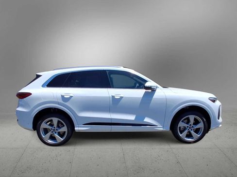 New 2026 Audi Q5 Premium Plus AWD/4WD image 9