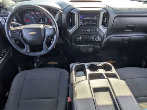 Used 2021 Chevrolet Silverado 1500 Custom AWD/4WD image 15