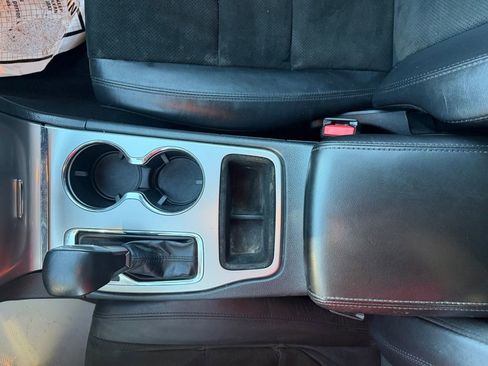 Used 2018 Jeep Grand Cherokee Altitude image 31