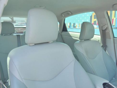 Used 2012 Toyota Prius Three image 40