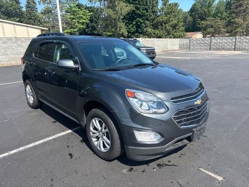 Used 2017 Chevrolet Equinox LT w/ Convenience Package FWD image 4