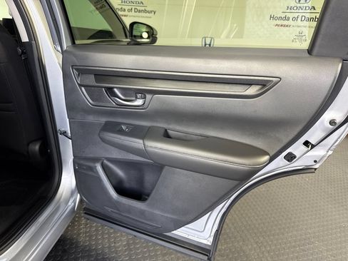 Used 2023 Honda CR-V EX image 7