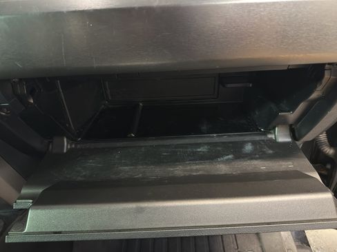 Used 2018 Toyota 4Runner SR5 Premium image 25