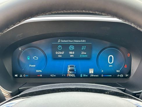 New 2024 Ford Escape SE w/ PHEV Premium Package image 22