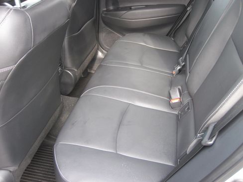 Used 2023 Toyota Corolla Cross XLE AWD/4WD image 8