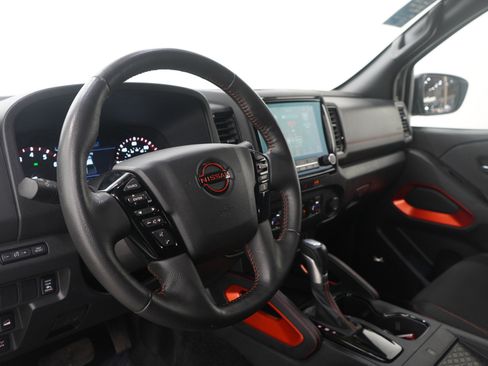 Used 2024 Nissan Frontier PRO-4X w/ Pro Convenience Package AWD/4WD image 26
