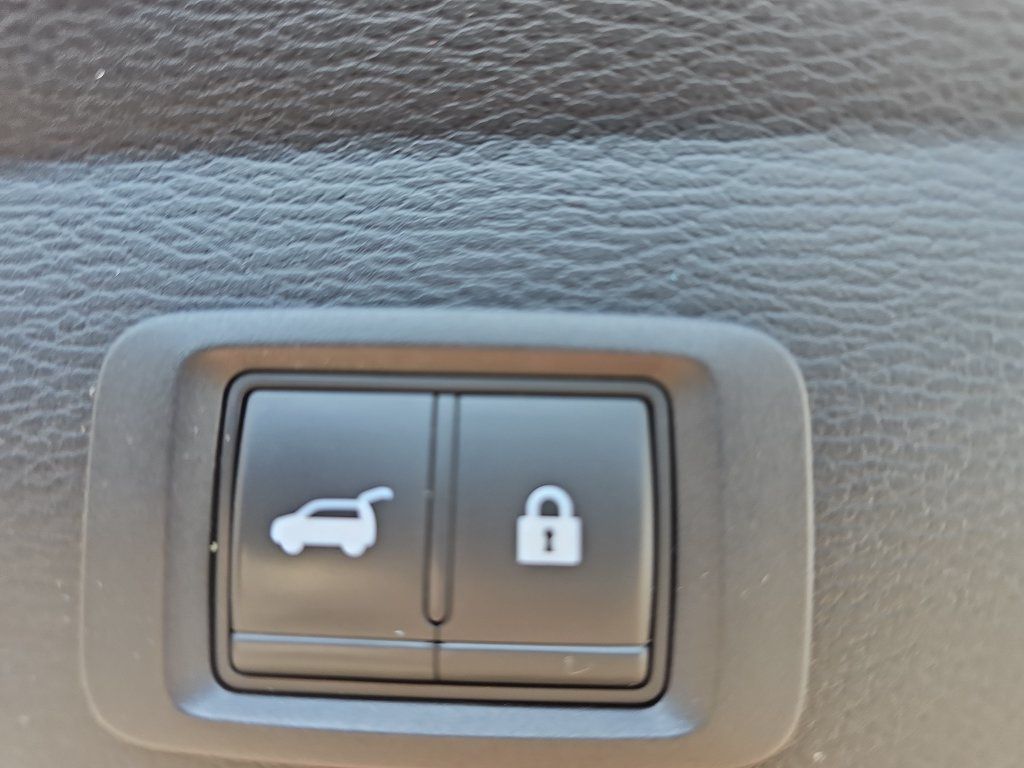 Used 2022 Mitsubishi Outlander SE AWD/4WD image 13
