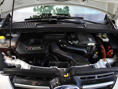 Used 2015 Ford C-MAX Energi SEL w/ Equipment Group 302A FWD image 22