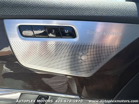 Used 2016 Volvo XC90 T6 Momentum w/ Momentum Plus Package image 24