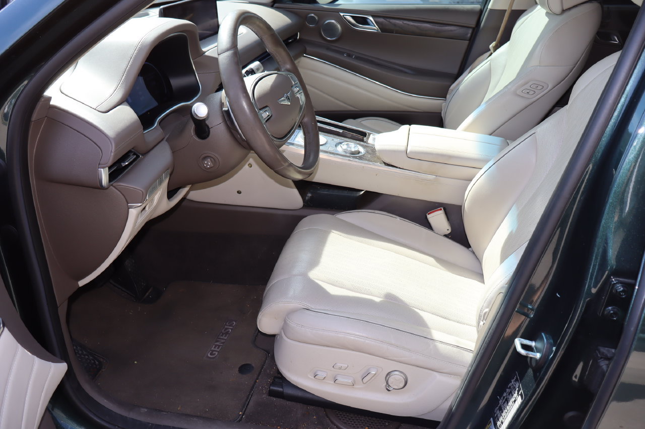 Used 2022 Genesis GV80 2.5T w/ Prestige Package 04 AWD/4WD image 15