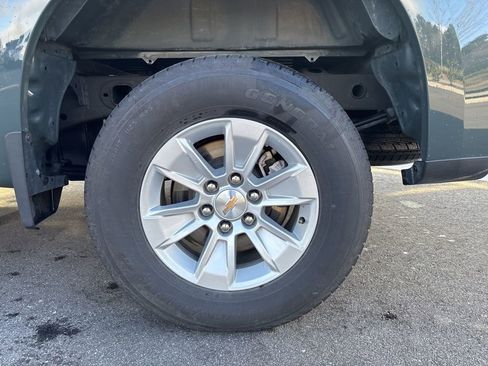 Used 2025 Chevrolet Silverado 1500 LT AWD/4WD image 11