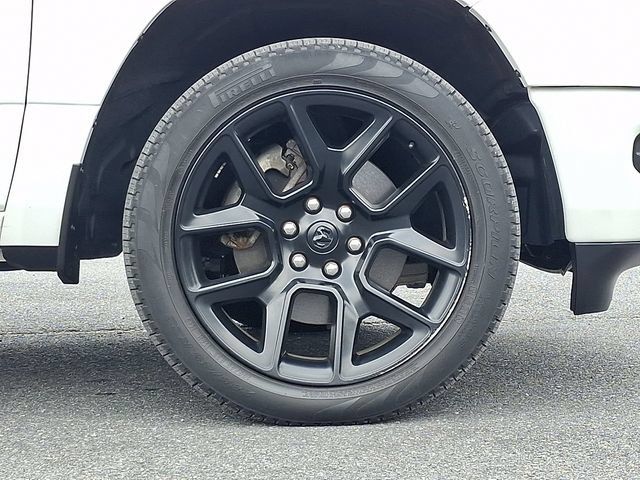 Used 2024 RAM 1500 Laramie AWD/4WD image 8