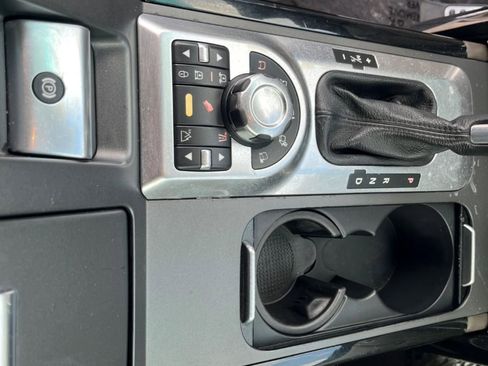 Used 2010 Land Rover Range Rover Supercharged image 20