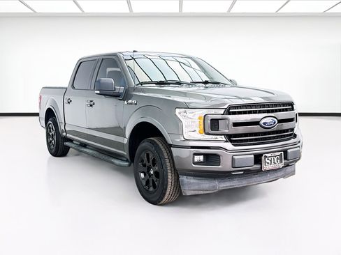 Used 2018 Ford F150 XLT w/ Equipment Group 302A Luxury image 3