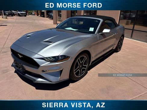 Used 2022 Ford Mustang Premium RWD image 4