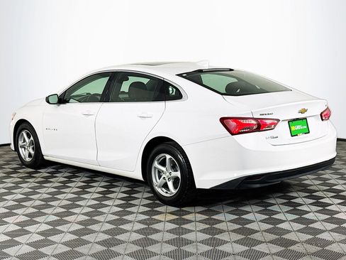 Used 2021 Chevrolet Malibu LT image 6
