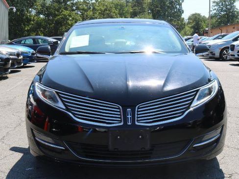 Used 2016 Lincoln MKZ w/ Equipment Group 300A Reserve FWD image 2