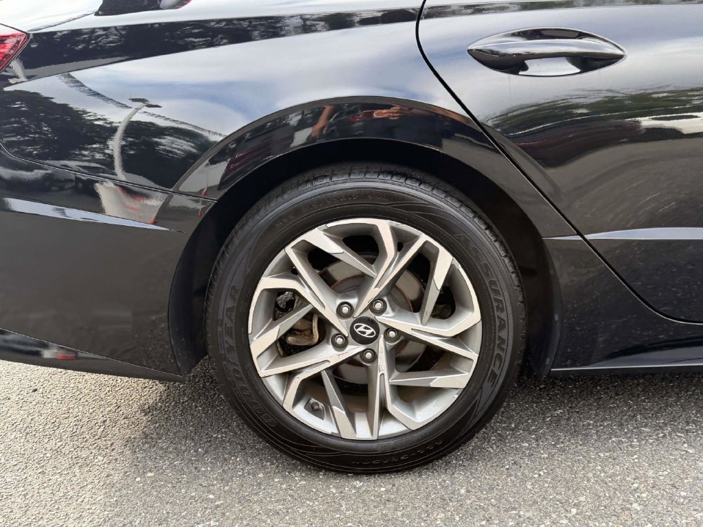 Used 2021 Hyundai Sonata SEL FWD image 12