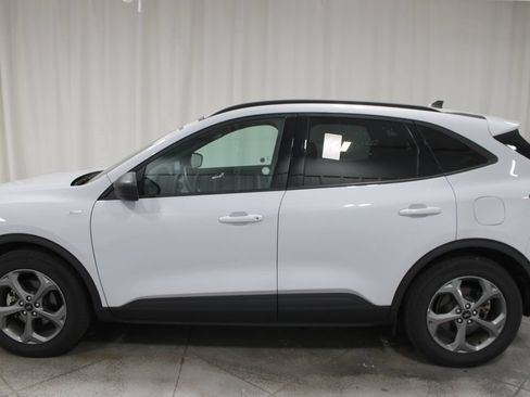 Used 2025 Ford Escape ST-Line FWD image 6