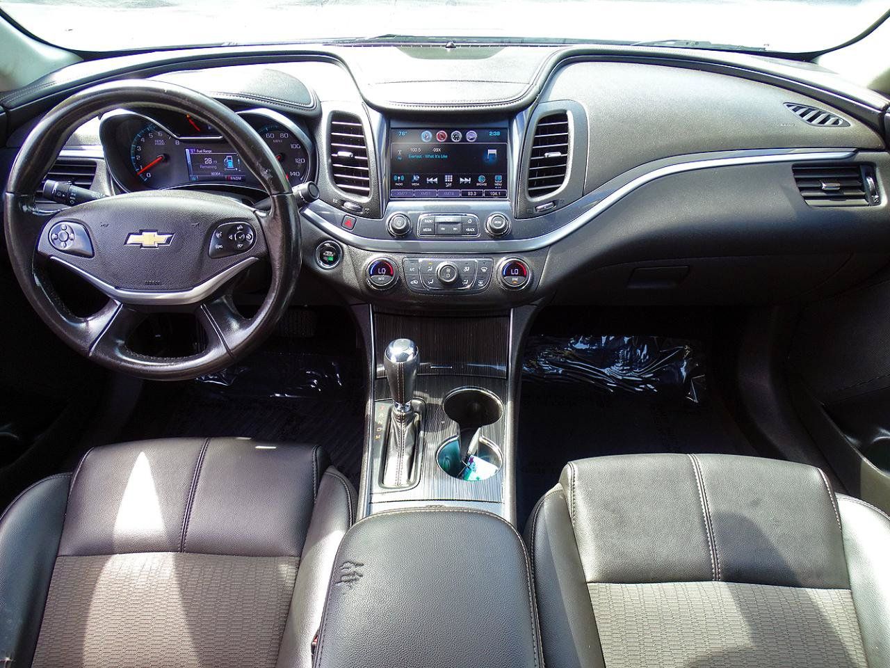 Used 2018 Chevrolet Impala LT FWD image 30