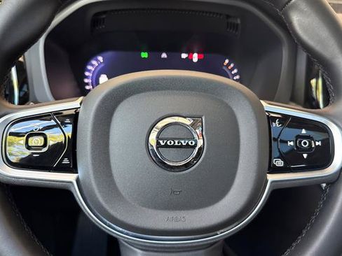 Certified 2025 Volvo XC60 B5 Plus AWD/4WD image 24