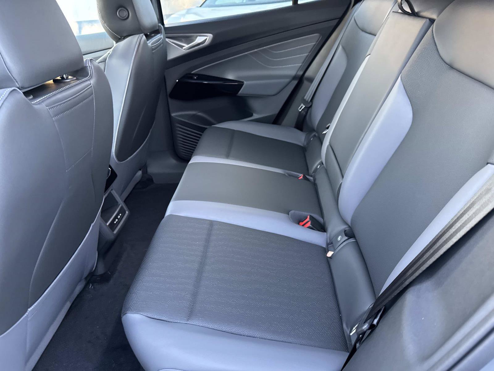 Certified 2026 Volkswagen ID.4 Pro S RWD image 11