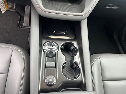 New 2025 Ford Explorer Active w/ Active Comfort Package image 15