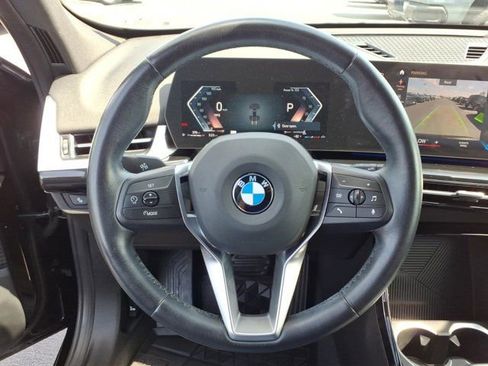 Used 2023 BMW X1 xDrive28i AWD/4WD image 18