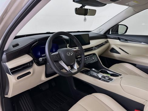 Used 2023 INFINITI QX60 Sensory w/ Cargo Package image 10