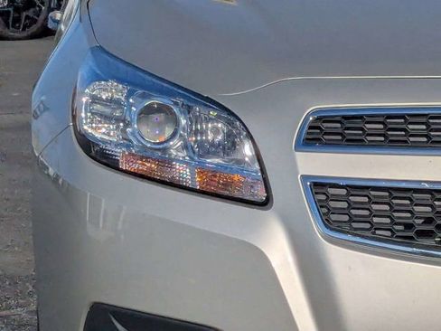 Used 2013 Chevrolet Malibu LT w/ Power Convenience Package image 10