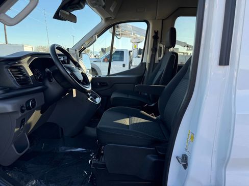 Used 2023 Ford Transit 350 XLT image 15