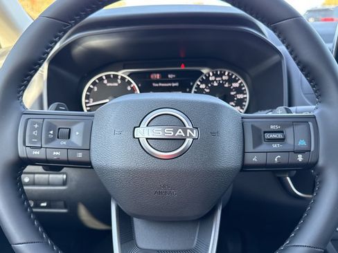 New 2026 Nissan Rogue SV w/ SV Premium Package FWD image 19