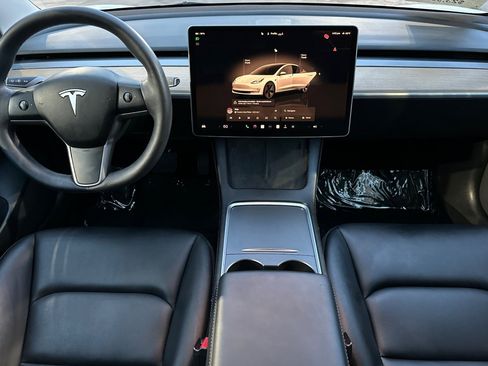 Used 2023 Tesla Model 3 Standard Range image 12