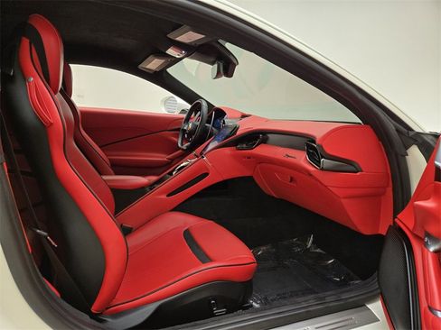 Used 2022 Ferrari Roma image 22