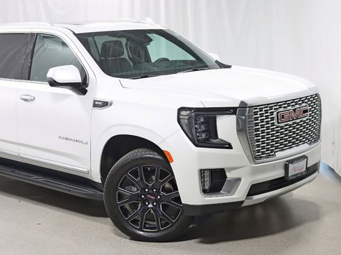 Used 2024 GMC Yukon XL Denali AWD/4WD image 2