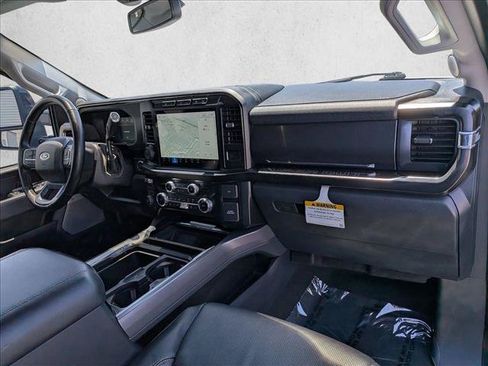 Used 2023 Ford F250 Lariat w/ Lariat Ultimate Package AWD/4WD image 20