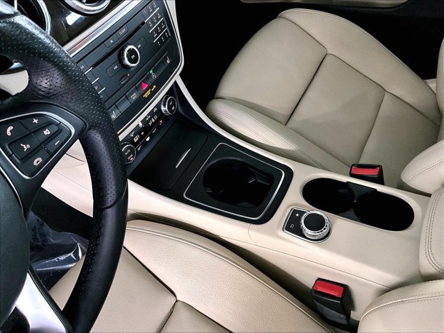 Used 2016 Mercedes-Benz CLA 250 image 15