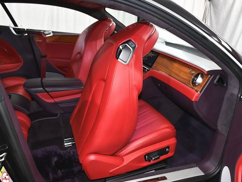 Used 2021 Bentley Continental GT image 60