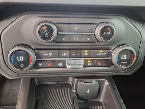 New 2026 Ford Bronco Outer Banks AWD/4WD image 10