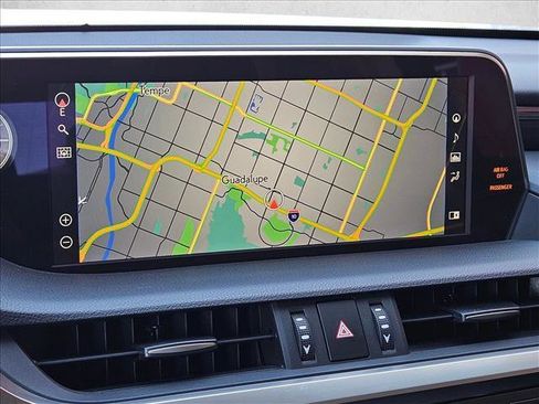 Used 2020 Lexus ES 300h w/ Premium Package FWD image 18