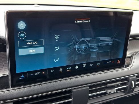 Used 2023 Lincoln Corsair AWD w/ Equipment Group 101A image 19