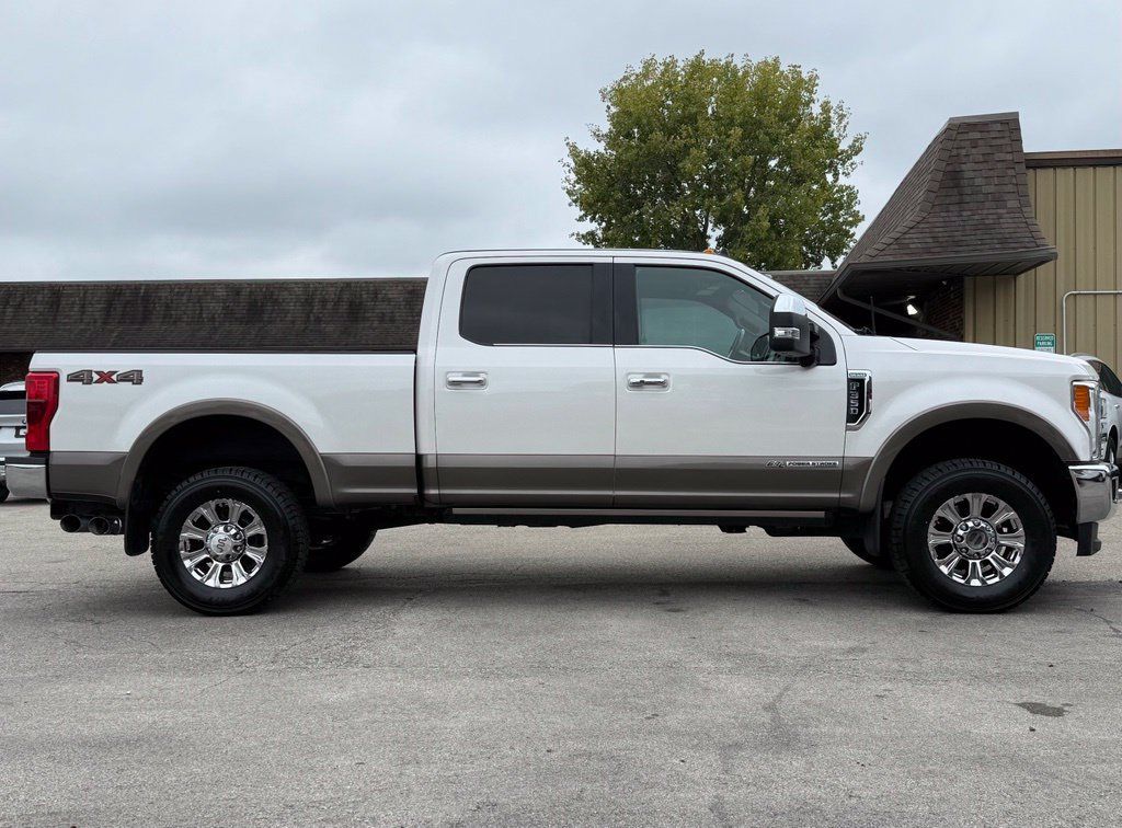 Used 2019 Ford F350 King Ranch w/ King Ranch Ultimate Package AWD/4WD image 5