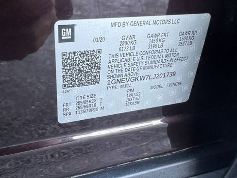 Used 2020 Chevrolet Traverse LT w/ Driver Confidence II Package image 17