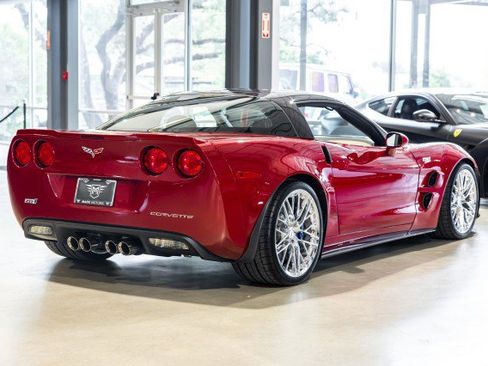 Used 2010 Chevrolet Corvette ZR1 RWD image 6